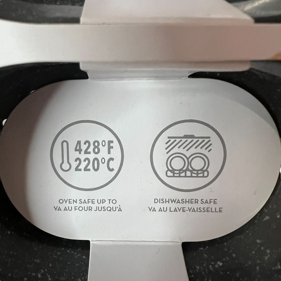 NEW Celebrate It Metal Reinforced Silicone‎ Mini Bread Pan - Picture 4 of 10